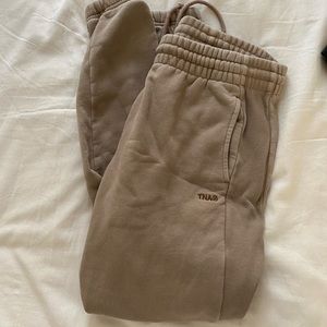 TNA cozy fleece joggers